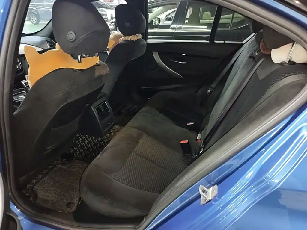 BMW 3 Series — миниатюра 17