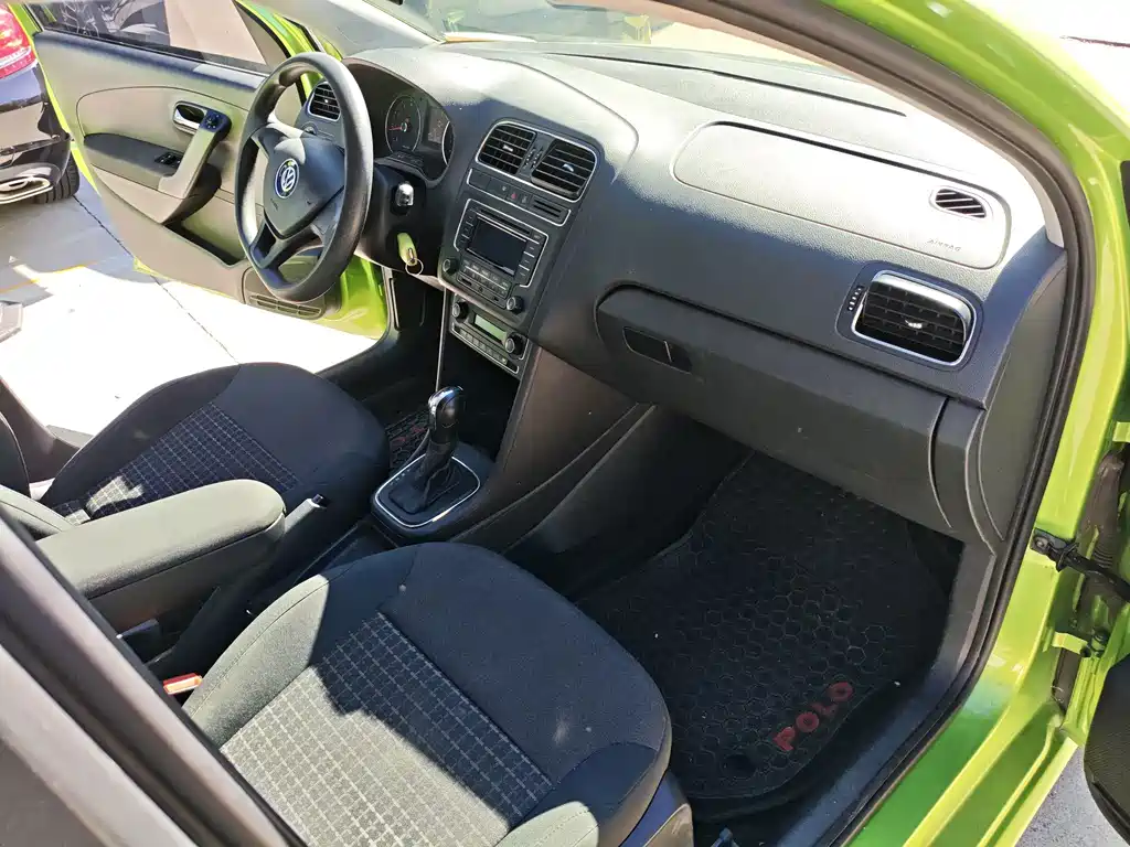 Volkswagen Polo — миниатюра 13