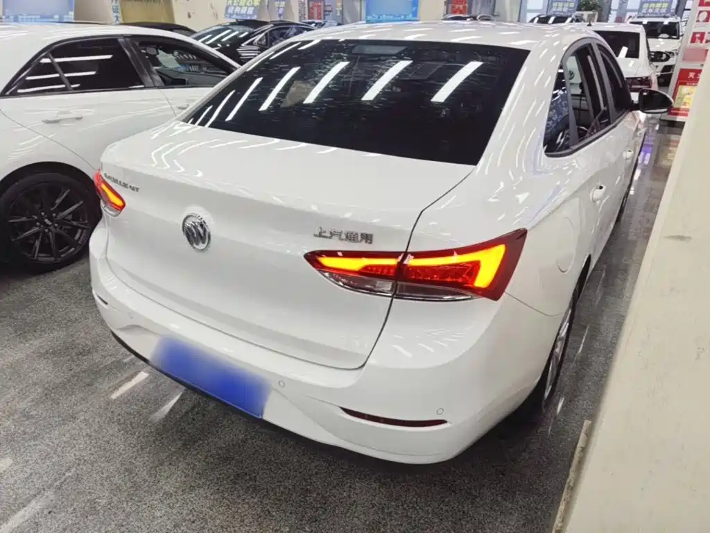 Buick Excelle — миниатюра 7