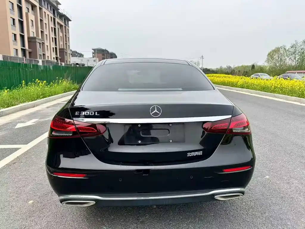 Mercedes-Benz E-Class E 2022 E 300 L Fashion