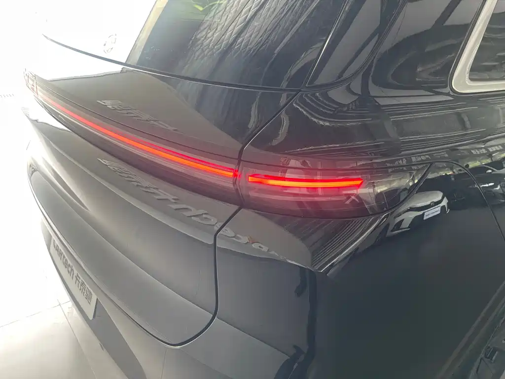 Li Auto Li L6 — миниатюра 11