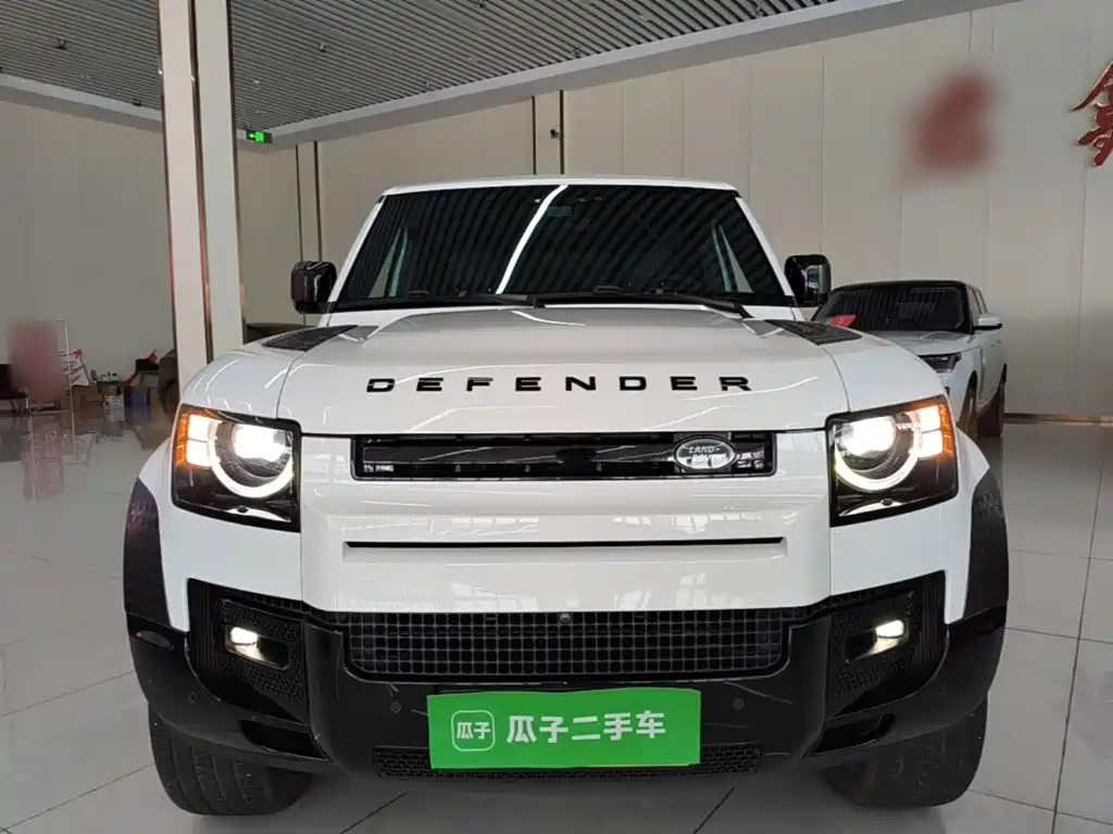 Land Rover Defender — миниатюра 3