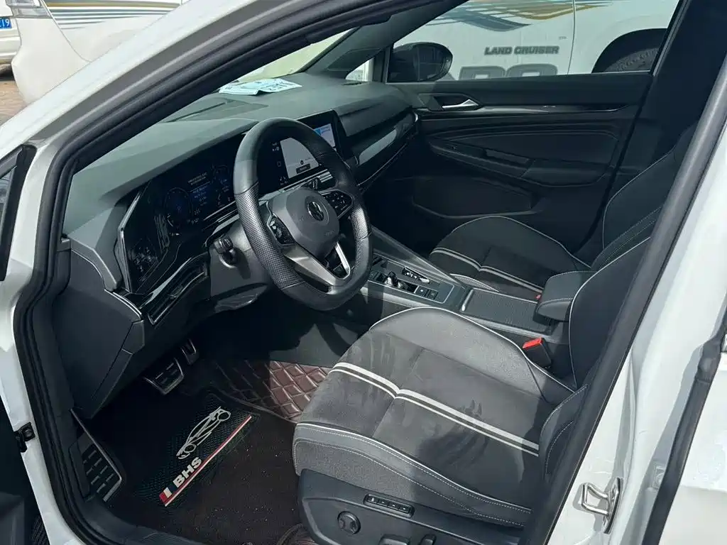 Volkswagen Golf — миниатюра 9