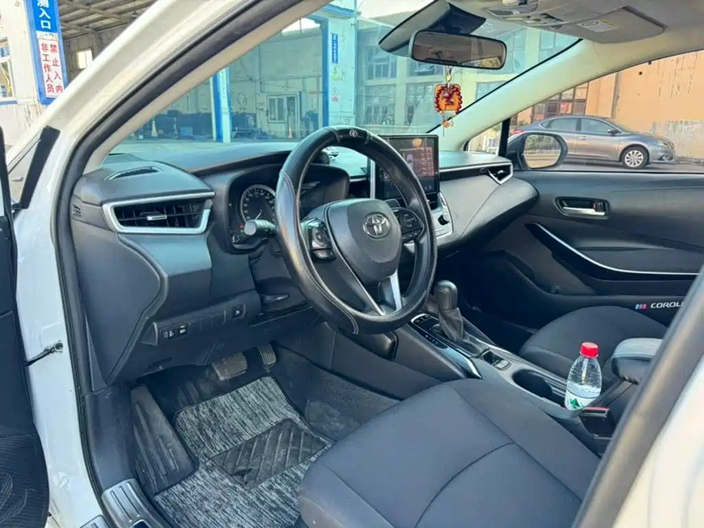 Toyota Corolla — миниатюра 7