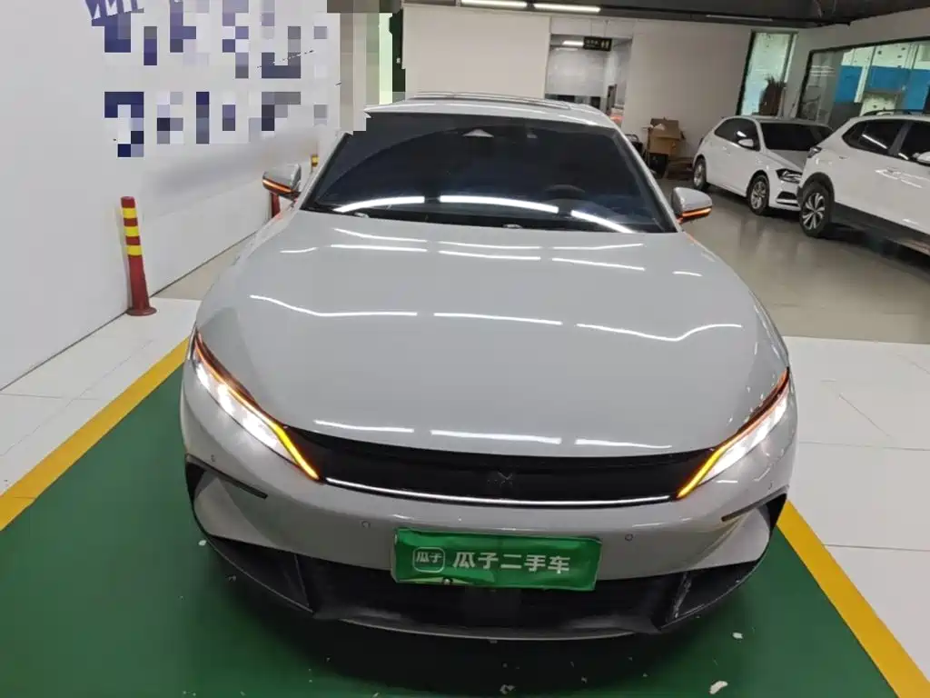 BYD Han — миниатюра 3
