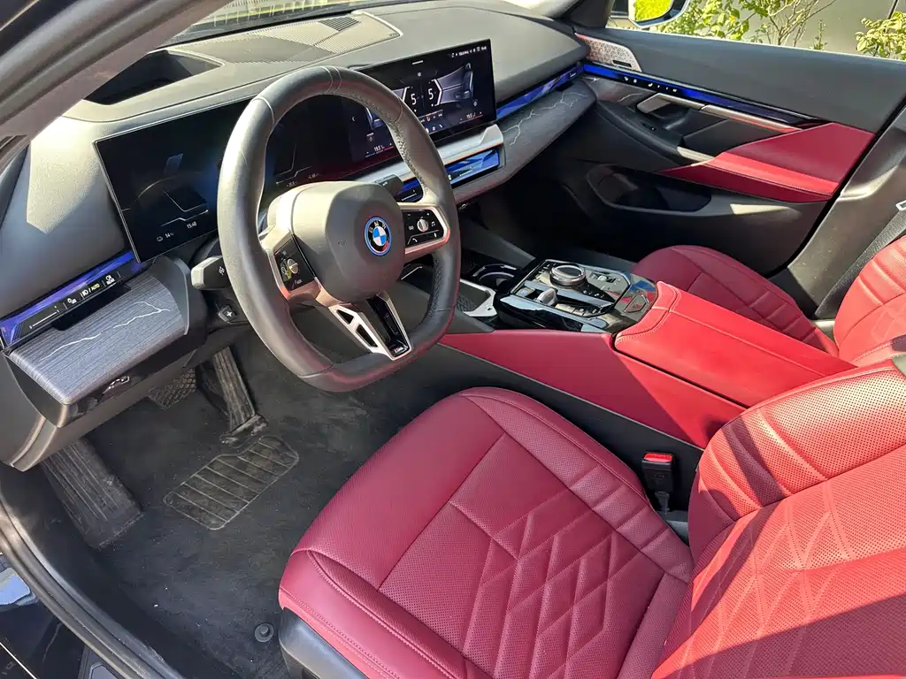 BMW i5 — миниатюра 5