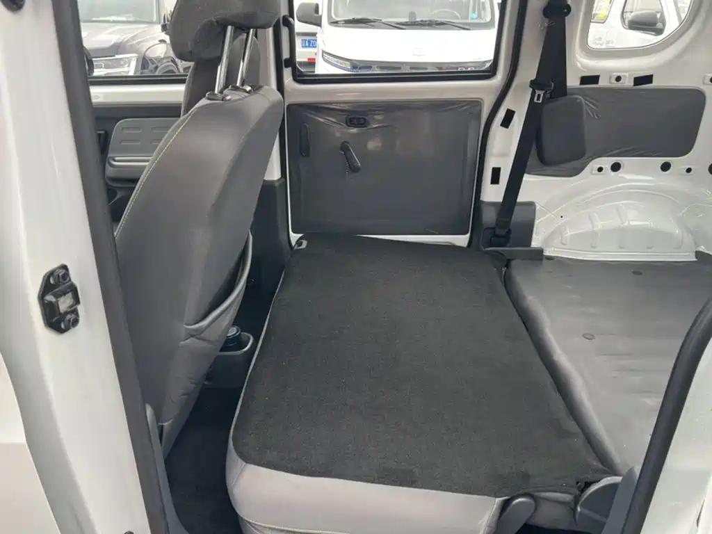 Wuling Zhiguang EV — миниатюра 15