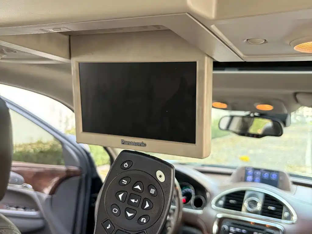Buick Enclave — миниатюра 20