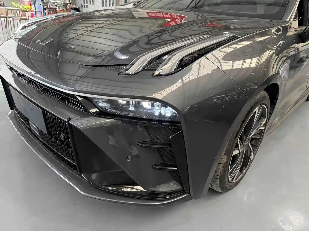Lynk & Co 03 — миниатюра 2