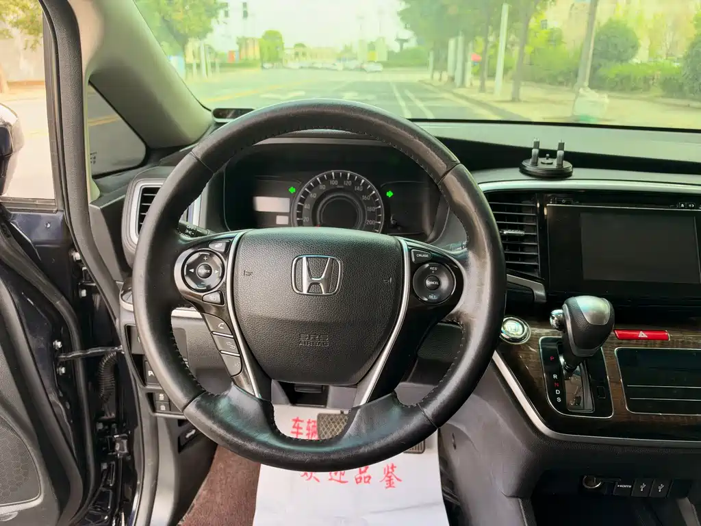 Honda Odyssey — миниатюра 7