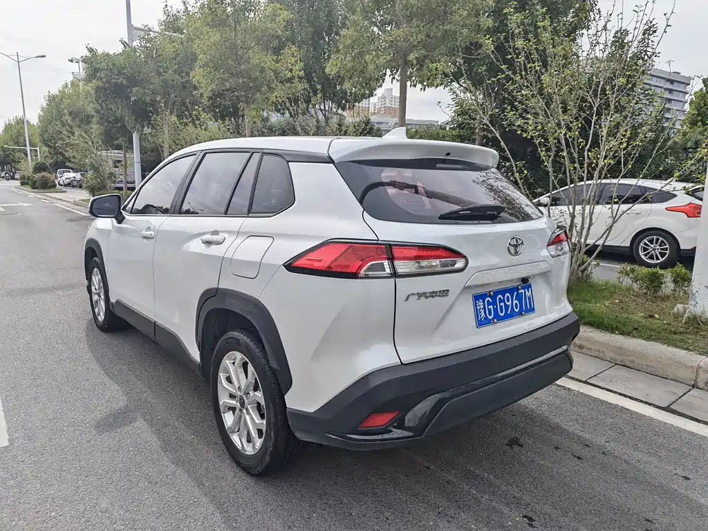 Toyota Frontlander — миниатюра 9