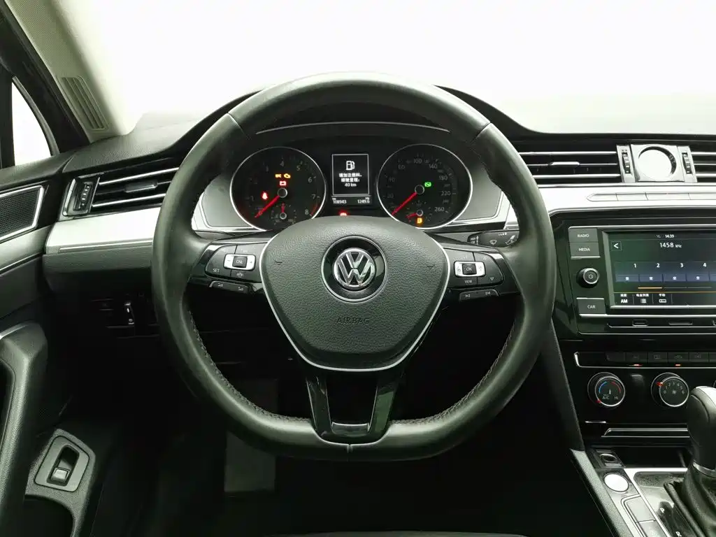 Volkswagen Magotan — миниатюра 11
