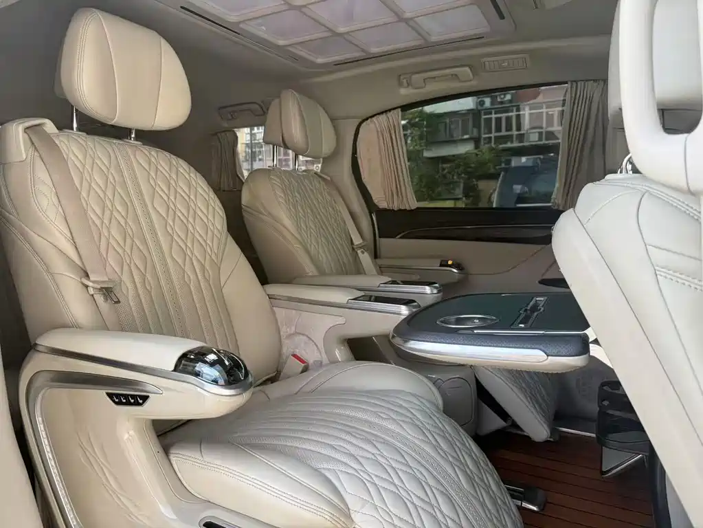 Buick GL8 — миниатюра 18