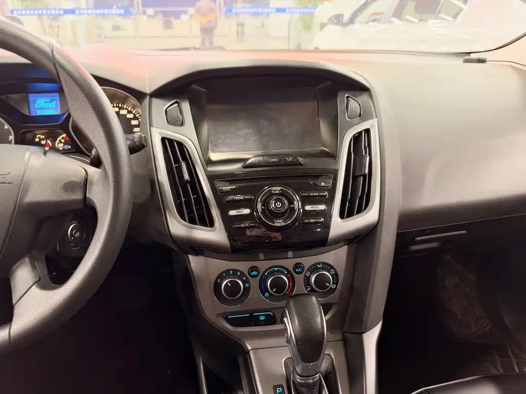 Ford Focus — миниатюра 5