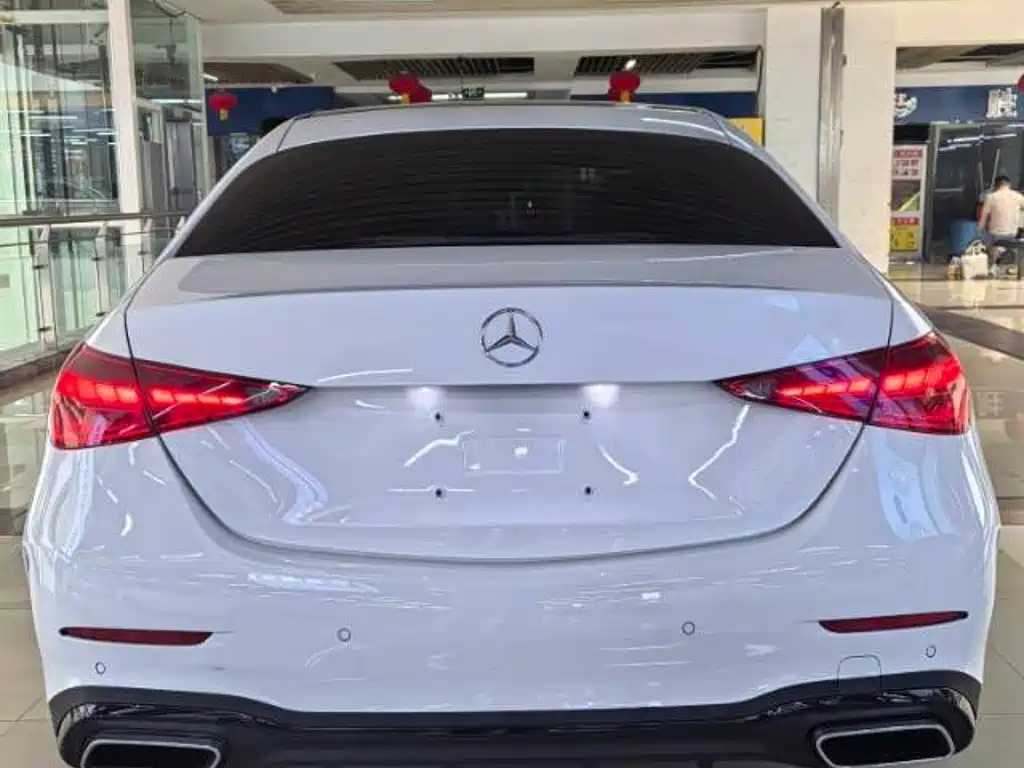 Mercedes-Benz C-Class — миниатюра 9