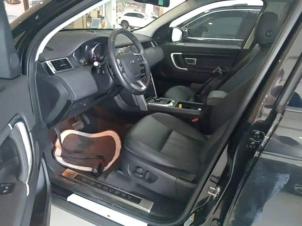 Land Rover Discovery Sport — миниатюра 15