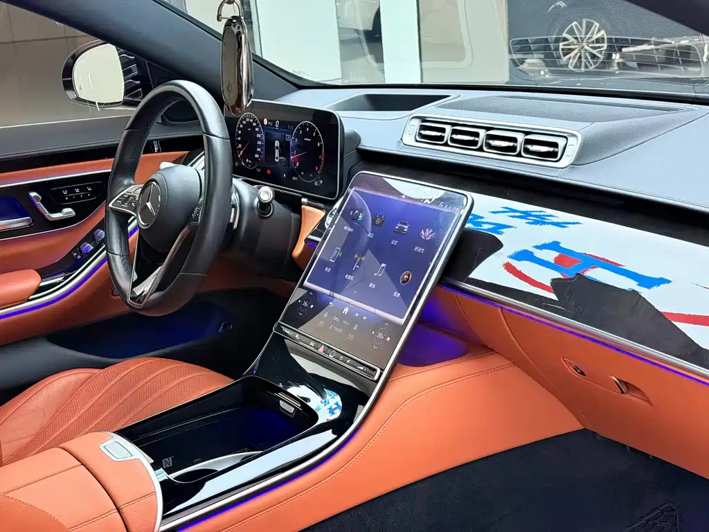 Mercedes-Benz S-Class — миниатюра 6