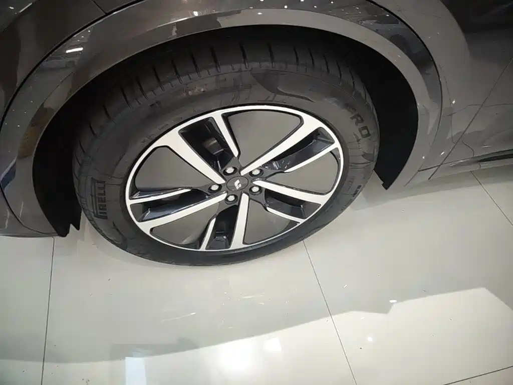 Li Auto Li L7 — миниатюра 23