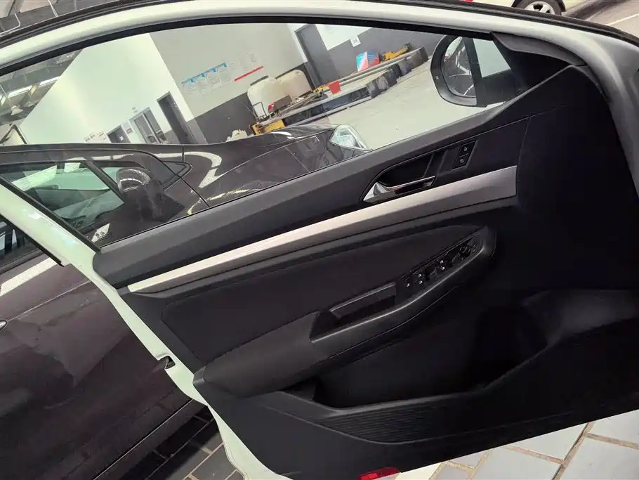 Volkswagen Bora 2021 1.5L AT 30