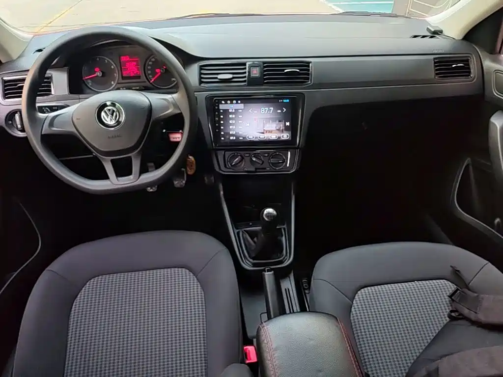 Volkswagen Santana — миниатюра 10
