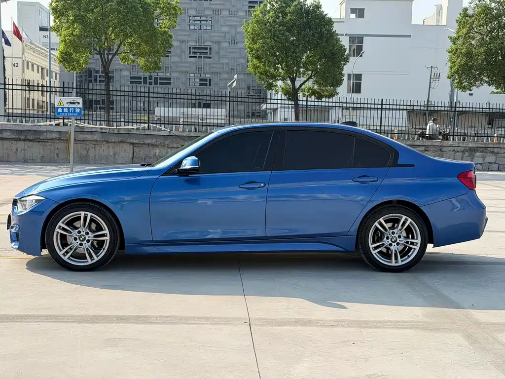 BMW 3 Series — миниатюра 4