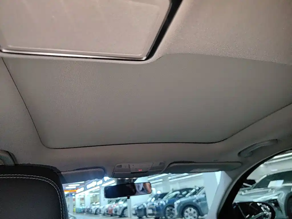 Mercedes-Benz C-Class — миниатюра 18