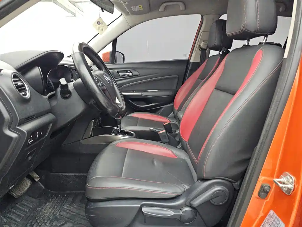 Changan CS15 — миниатюра 7