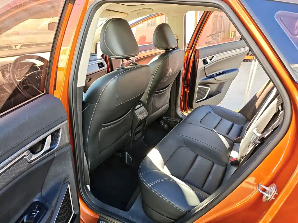 Geely Emgrand GS — миниатюра 9