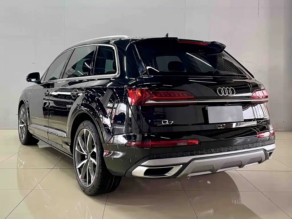 Audi Q7 2022 55 TFSI quattro S line Sport