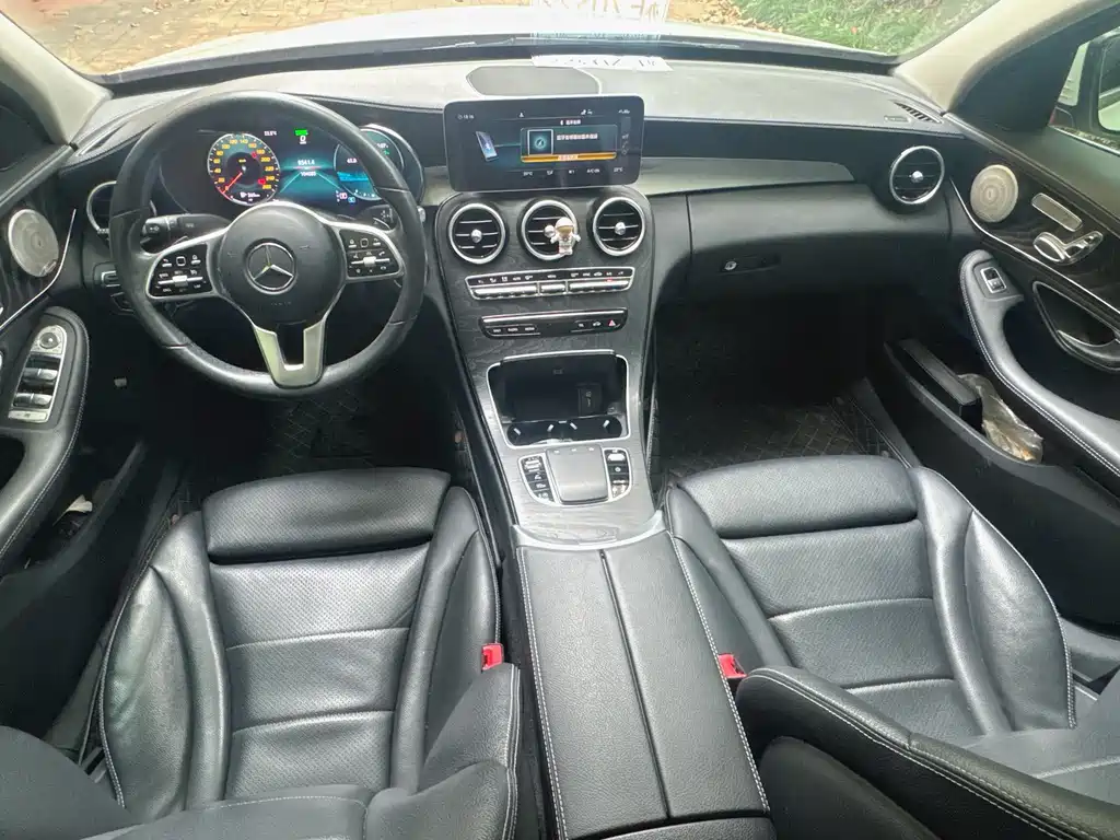 Mercedes-Benz C-Class — миниатюра 6