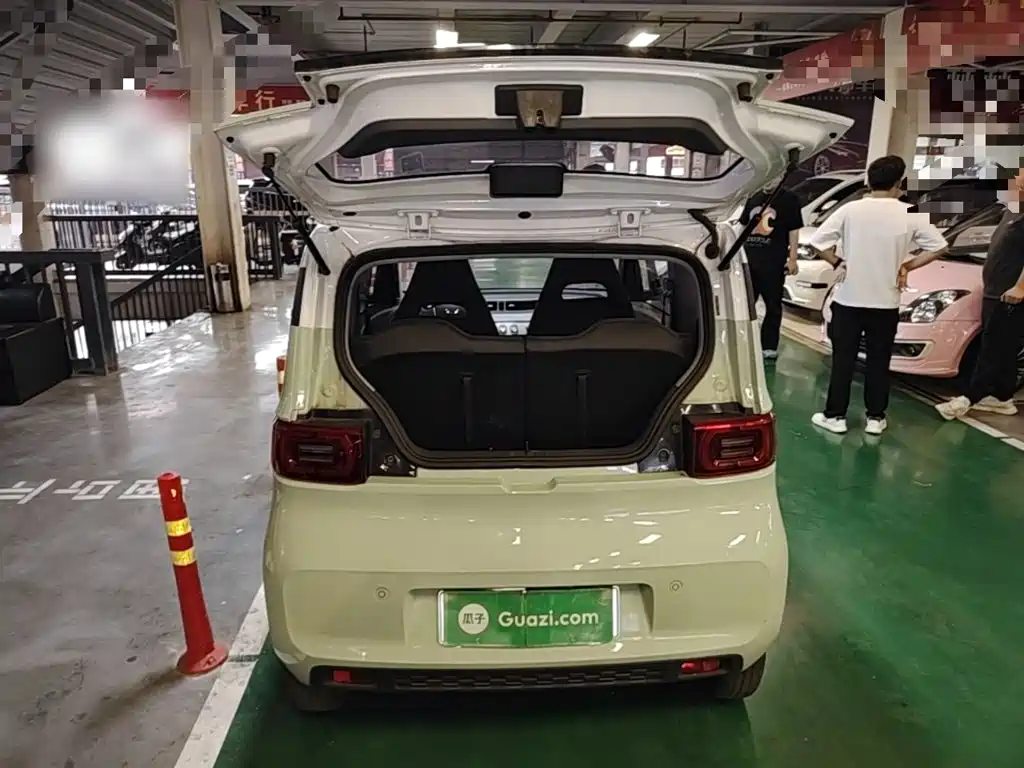 Wuling MINIEV — миниатюра 19