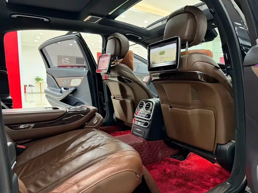 Mercedes-Benz S-Class — миниатюра 13