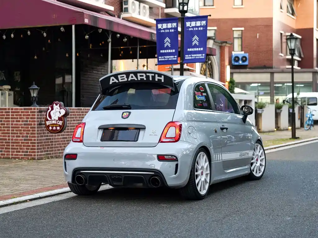 Abarth Abarth 695 — миниатюра 2