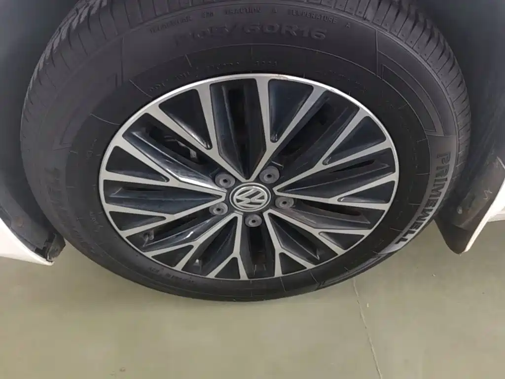 Volkswagen Sagitar — миниатюра 23
