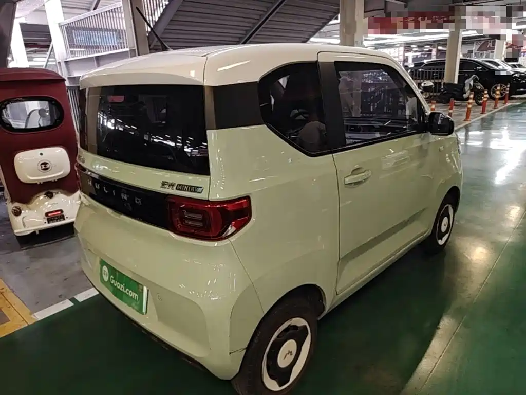 Wuling MINIEV — миниатюра 7