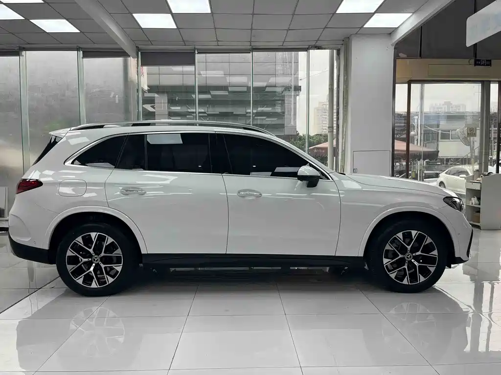 Mercedes-Benz GLC — миниатюра 4