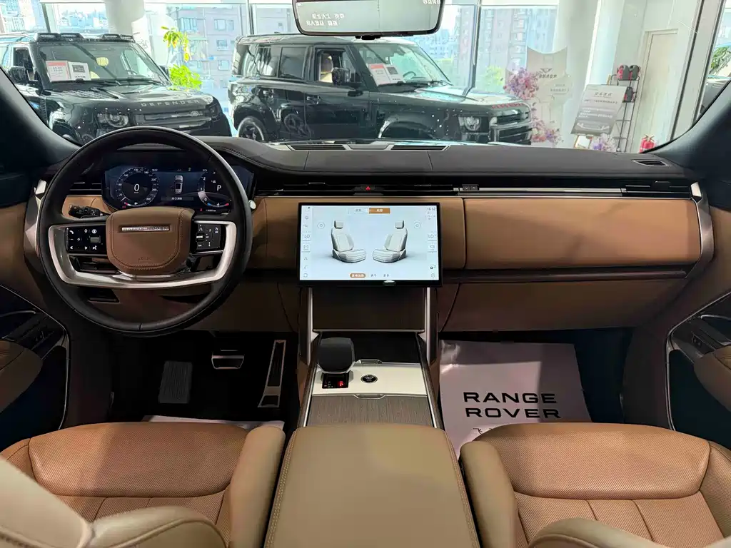 Land Rover Range Rover — миниатюра 17