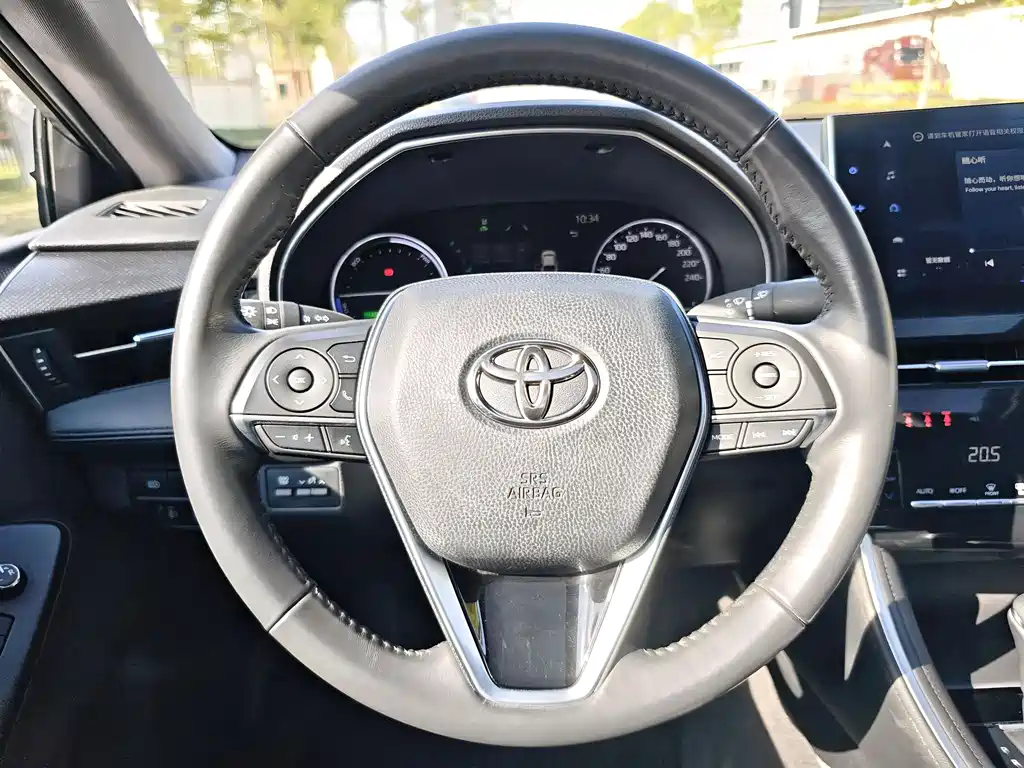 TOYOTA ASIAN DRAGON