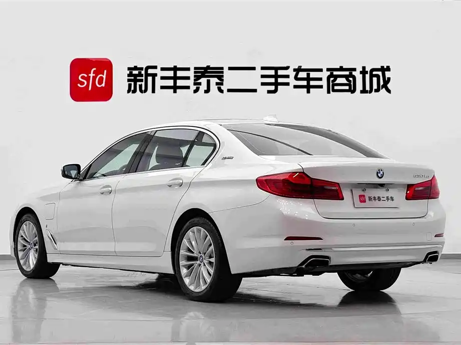 BMW 5 Series New Energy — миниатюра 5