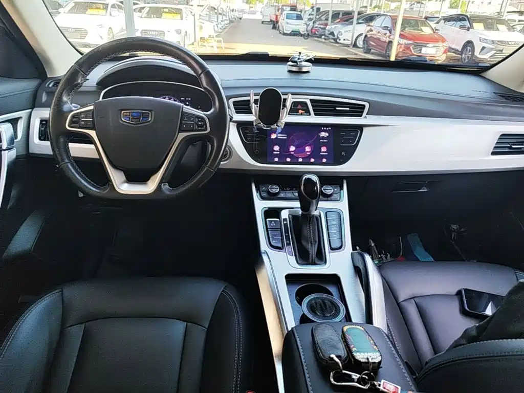 Geely Boyue — миниатюра 10