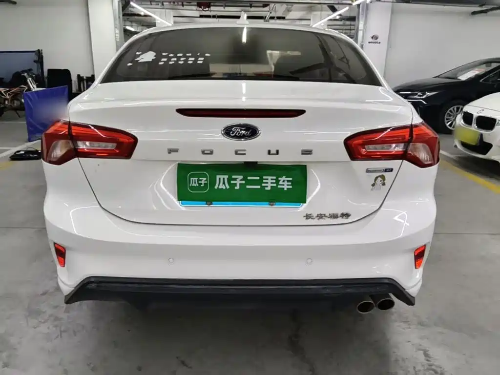 Ford Focus — миниатюра 6