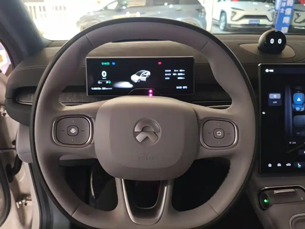NIO EC6 — миниатюра 11