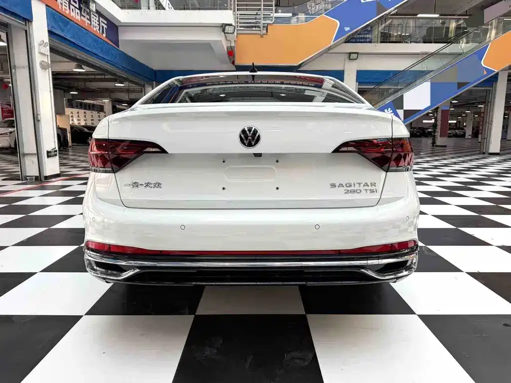 Volkswagen Sagitar — миниатюра 14