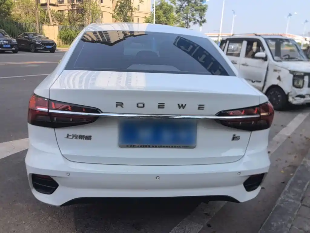 Roewe i5 — миниатюра 6
