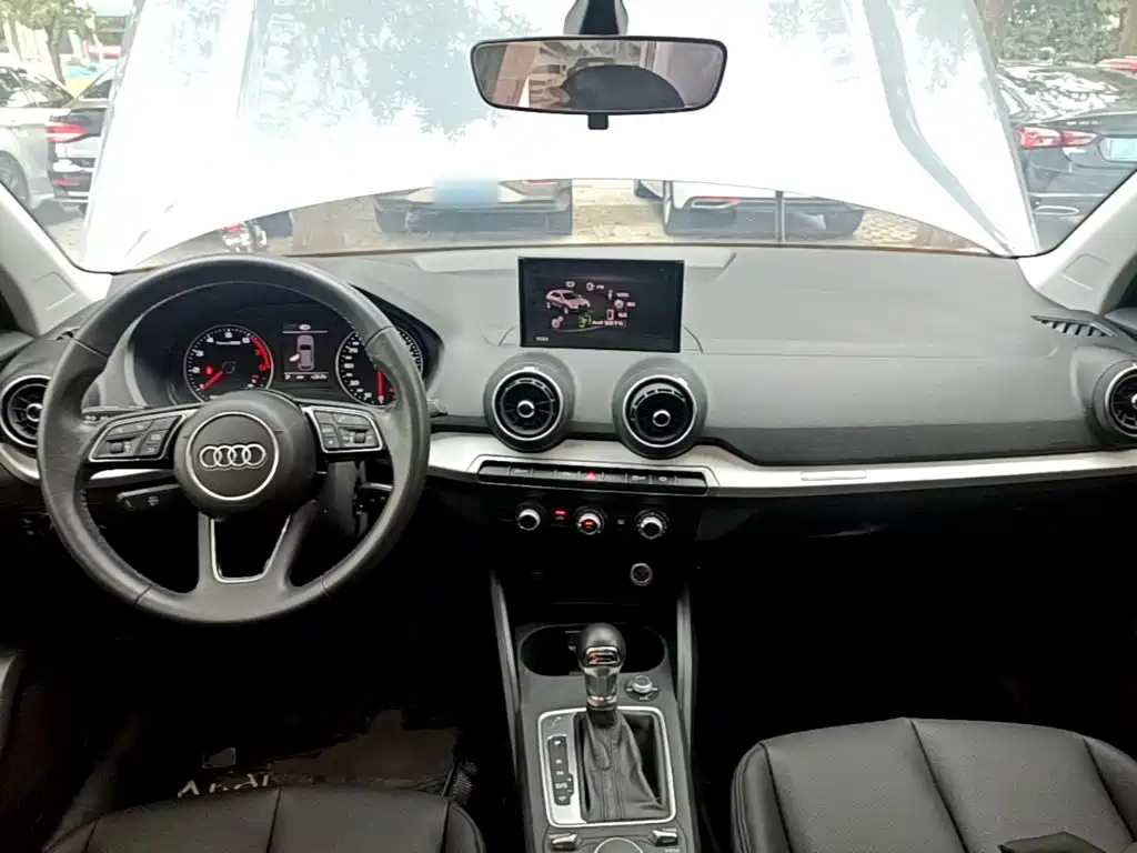 Audi Q2L — миниатюра 10