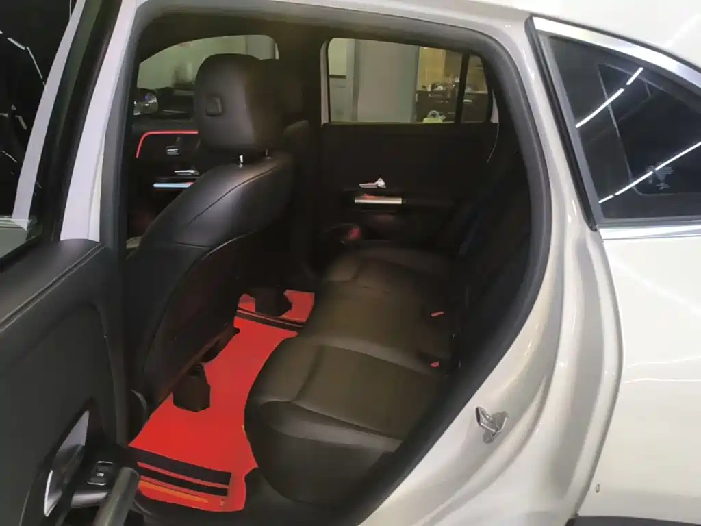 Mercedes-Benz GLA — миниатюра 17