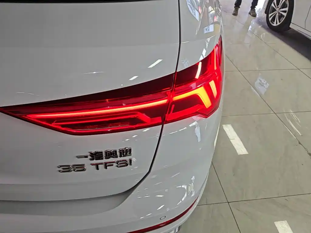 Audi Q3 — миниатюра 8