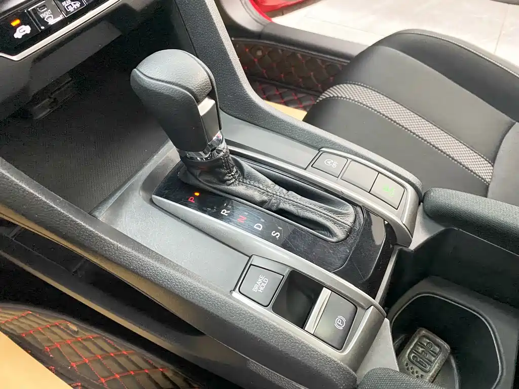 Honda Civic — миниатюра 10