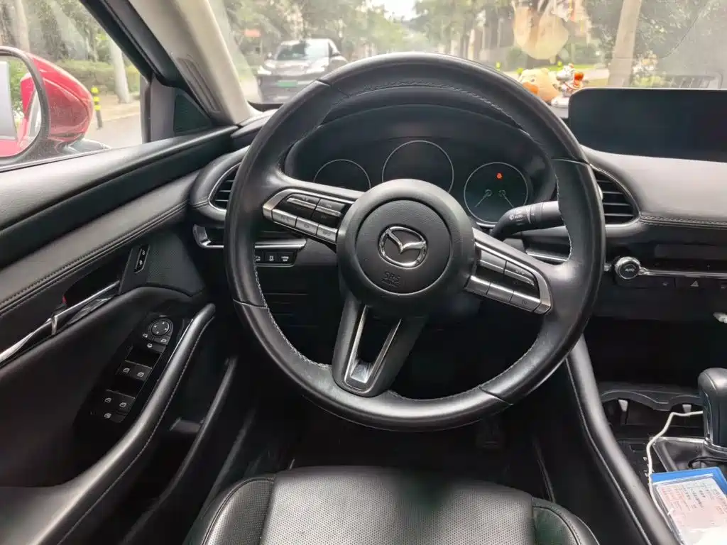 Mazda 3 Axela — миниатюра 6
