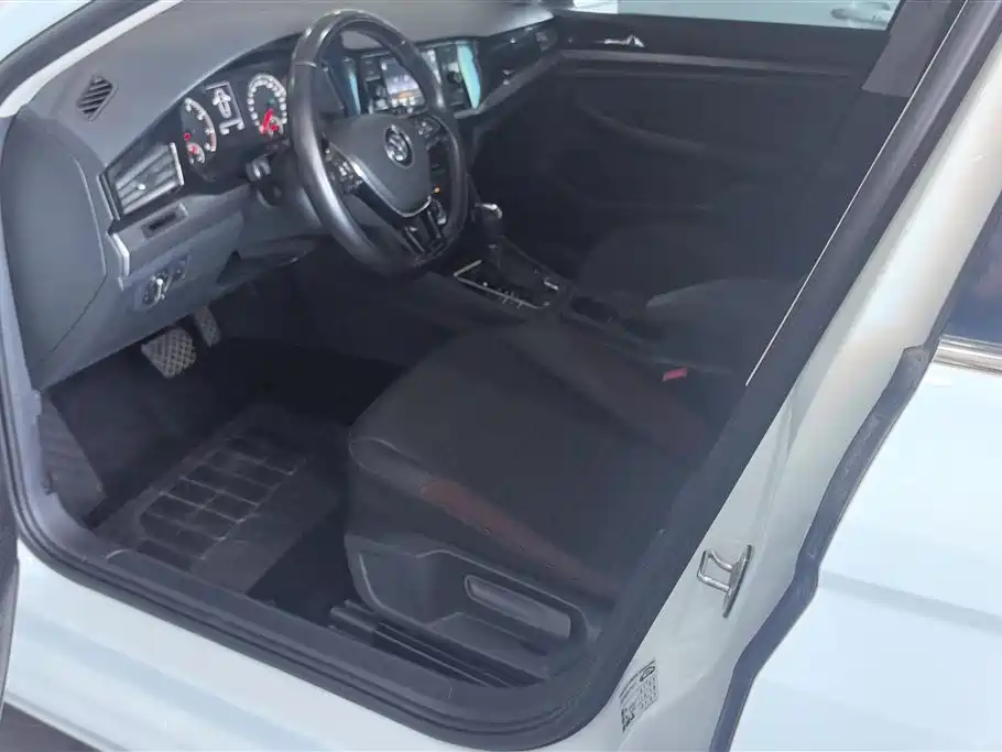 Volkswagen Bora 2020 1.5L AT Comfort